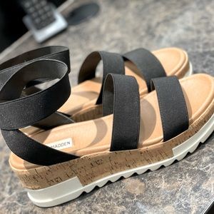 Steve Madden “Bandi”